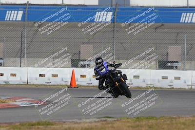 media/Nov-26-2022-Fastrack Riders (Sat) [[b001e85eef]]/Level 1/Session 3 Outside Turn 9/